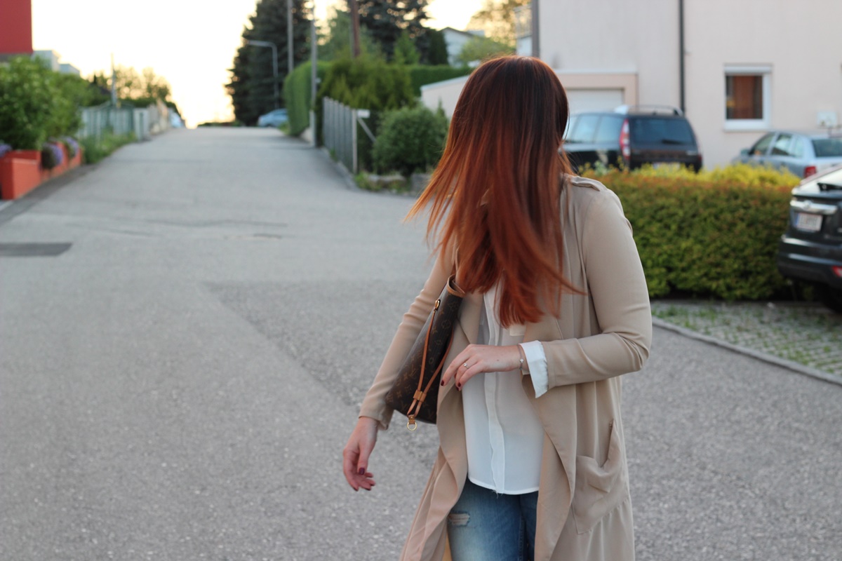 Outfit Trench Attitude12