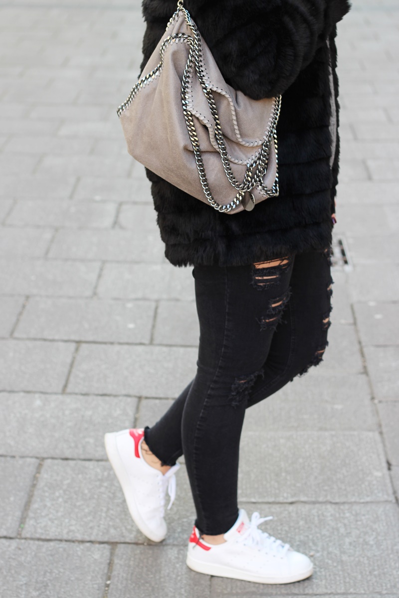 Black & Grey-Outfit 13